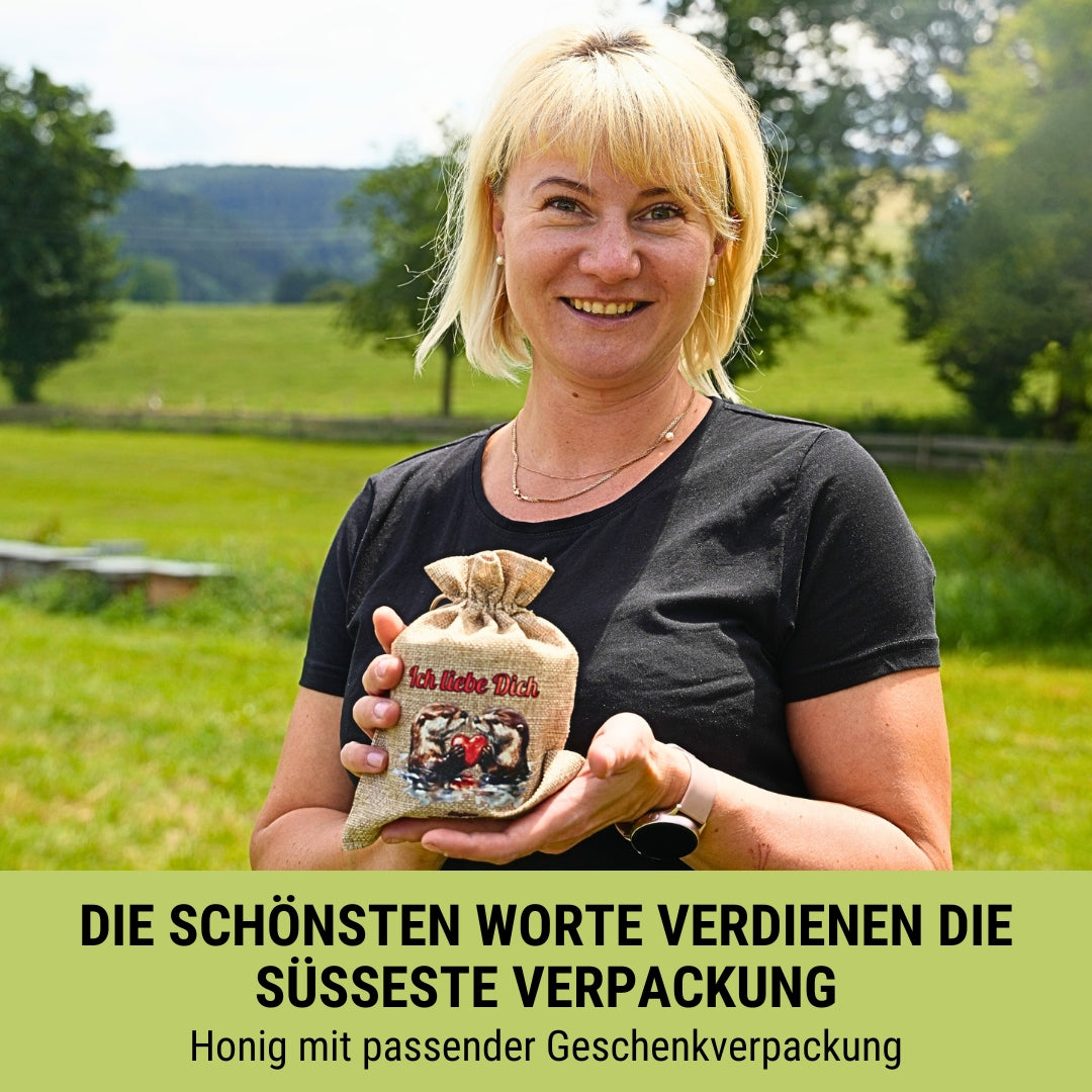 Geschenke von der Allgäuer Wanderimkerei: Honig mit passender Geschenkverpackung