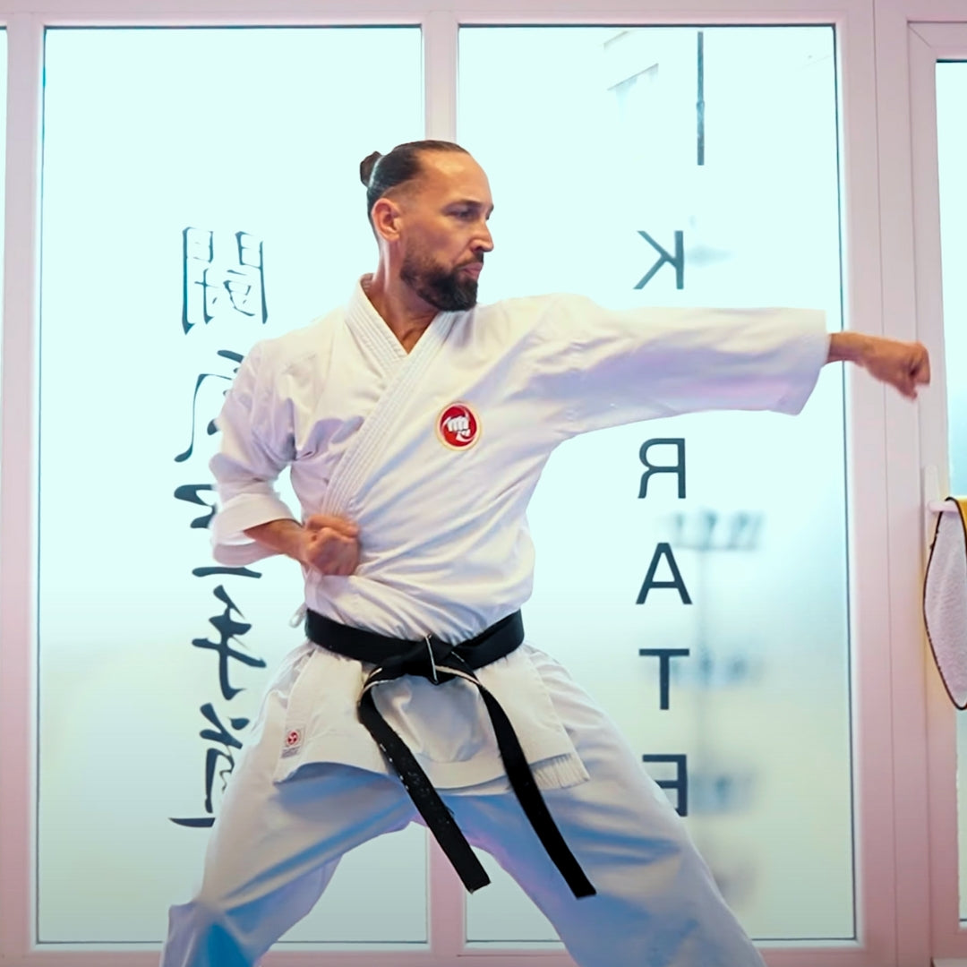 Amir Limo, Karate-Weltmeister, Testimonial für Hercules Sport von der Allgäuer Wanderimkerei